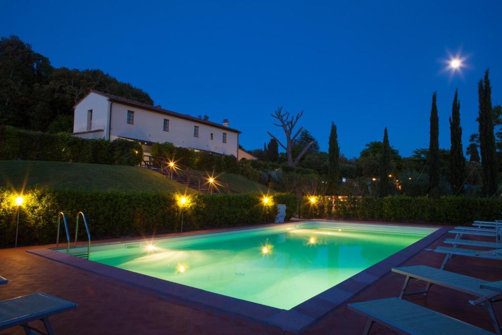 Casa Vacanze "Casale Al Pino" Рипарбела Екстериор снимка