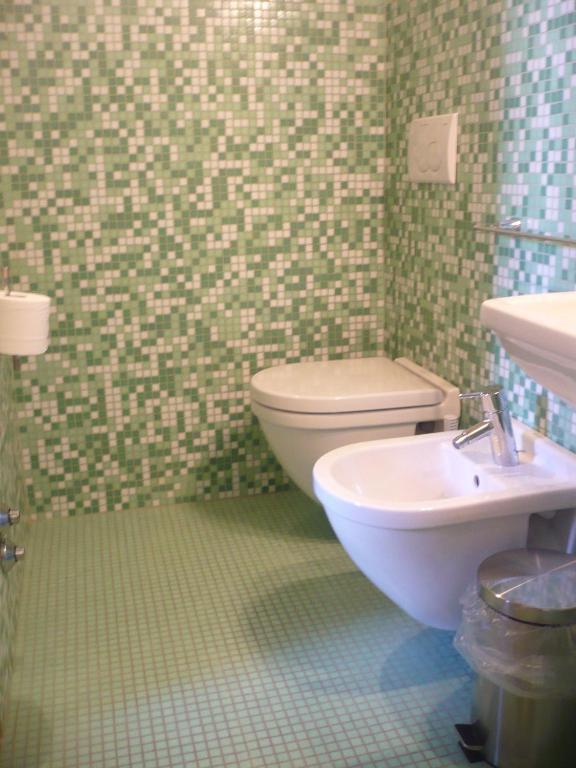 Casa Vacanze "Casale Al Pino" Рипарбела Стая снимка