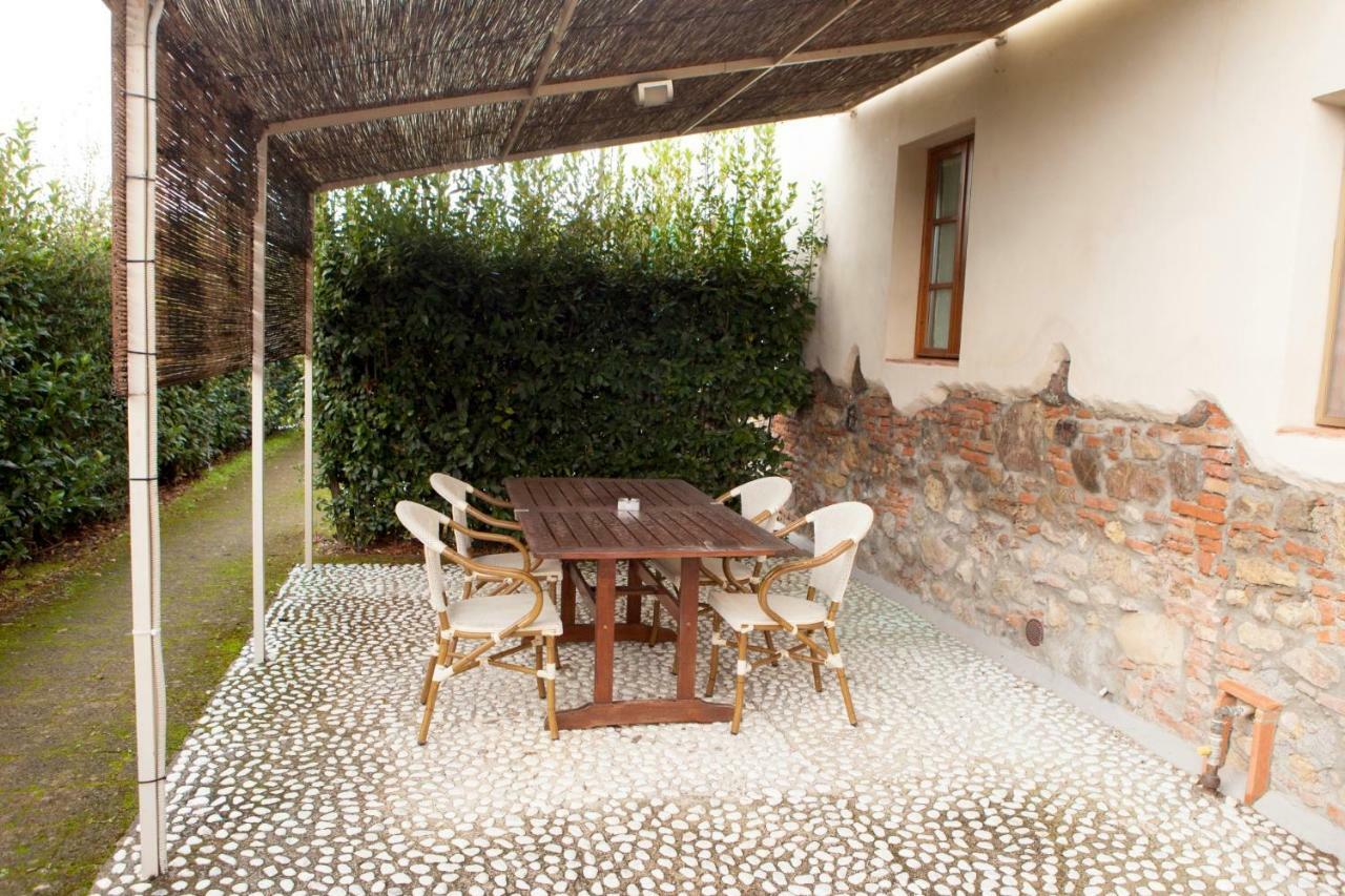 Casa Vacanze "Casale Al Pino" Рипарбела Екстериор снимка